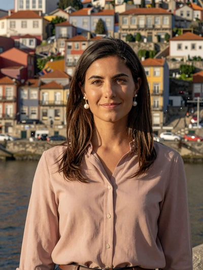 Leonor, 31, Portuguese woman from Porto looking for committed relationship